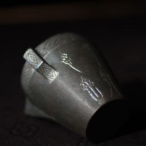 Imitation bronze hand-held kettle